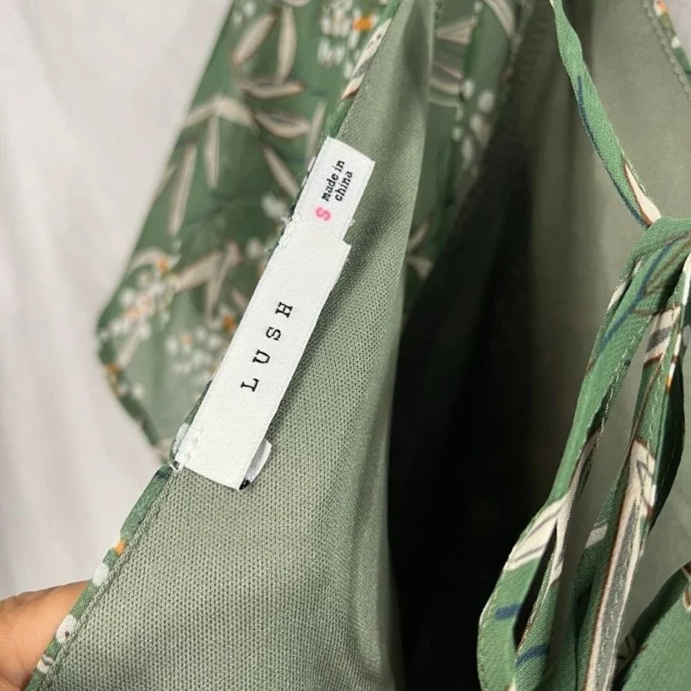 Lush Wrap Top Flutter Sleeve Midi Dres Womens S Sage Green‎ Floral Tiered Ruffle